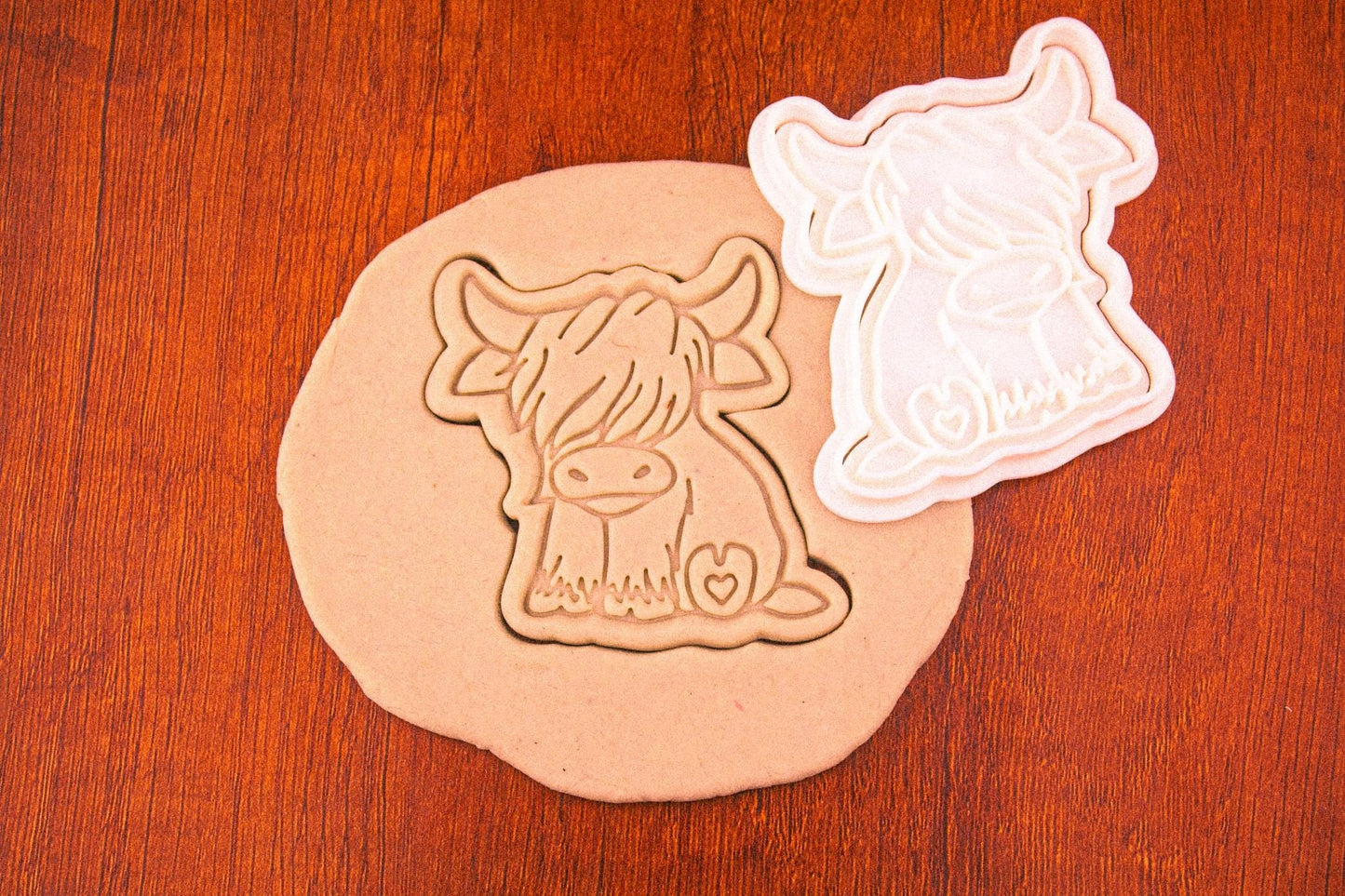 Emporte-pièce Highland Cow - Biscuit Vache Écossaise, Accessoire Pâtisserie Créatif, Idéal pour Amoureux des Animaux et Cadeaux Rustiques