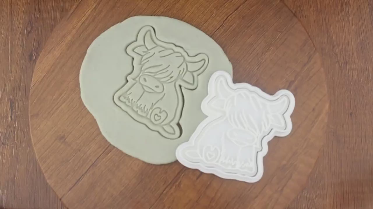 Emporte-pièce Highland Cow - Biscuit Vache Écossaise, Accessoire Pâtisserie Créatif, Idéal pour Amoureux des Animaux et Cadeaux Rustiques