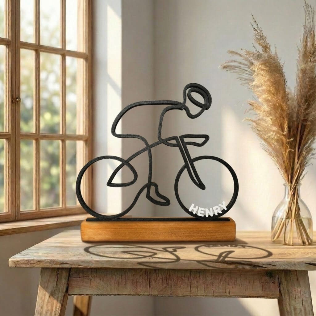 Cycliste - Sculpture en Dessin au Trait Personnalisé, Cadeau Imprimé en 3D Unique pour Amateur de Cyclisme, Décoration Minimaliste